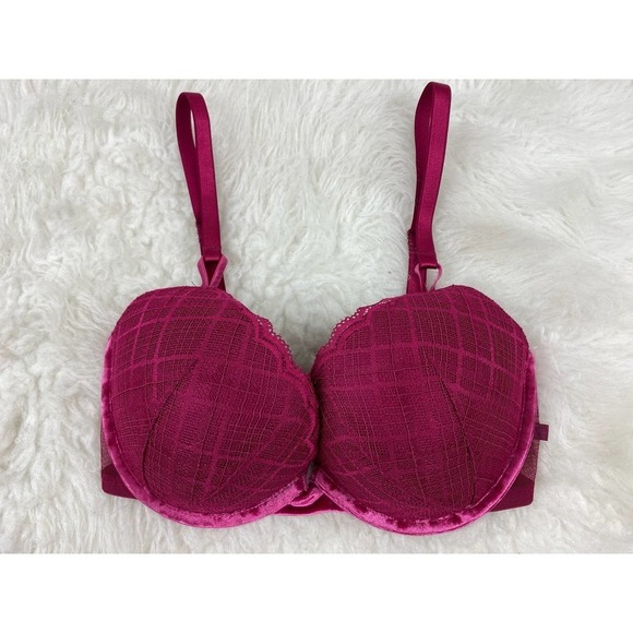 Victoria's Secret Size 32DD Pink Velvet Trim Push Up Bra - Picture 1 of 10